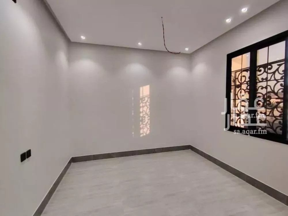 5 bedroom apartment in Okaz, Riyadh 7