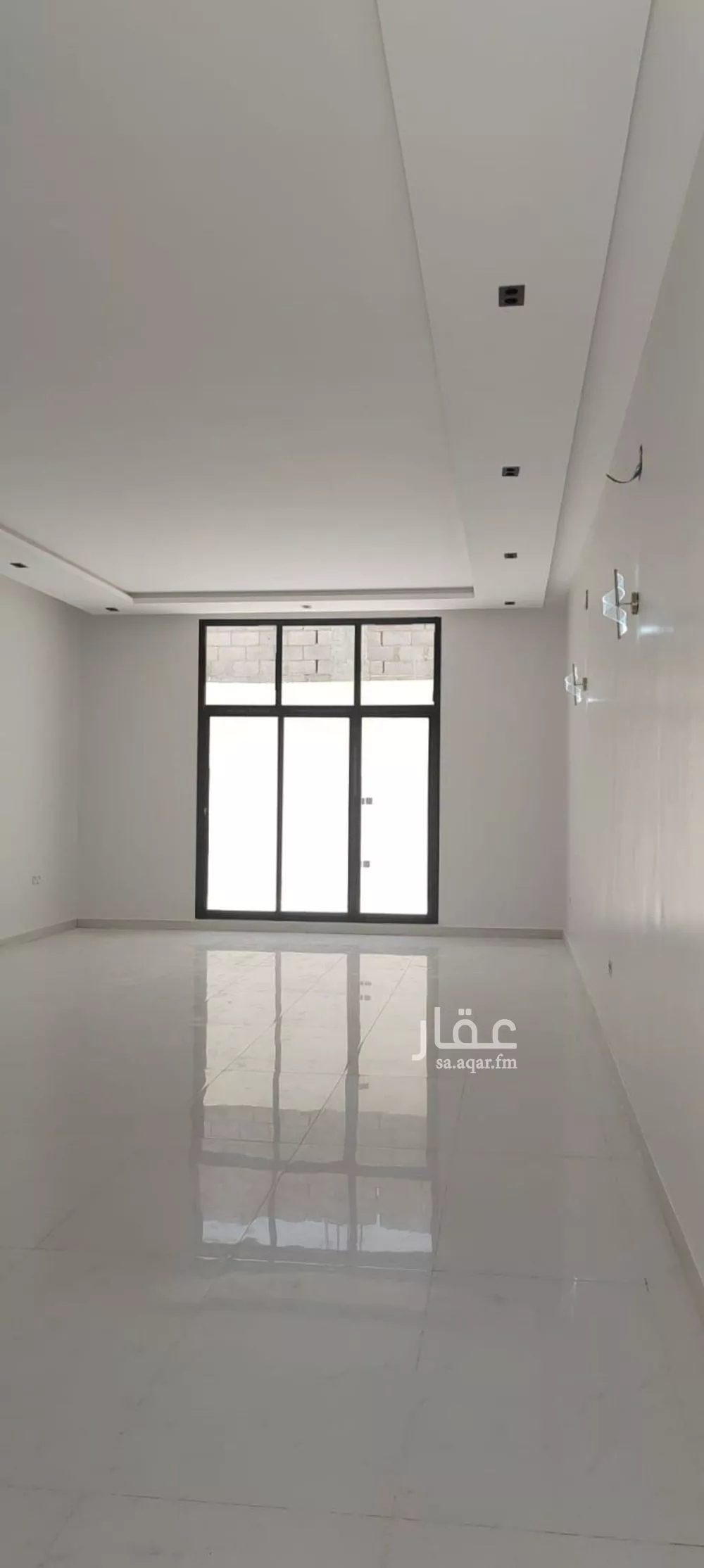 فيلا 5 غرف في الجنادرية 3