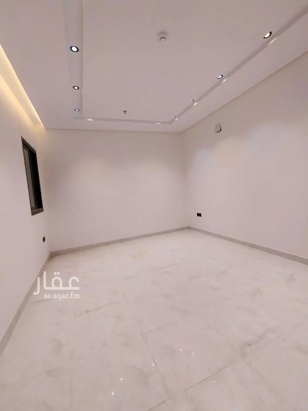 شقة 3 غرف في الرمال 2