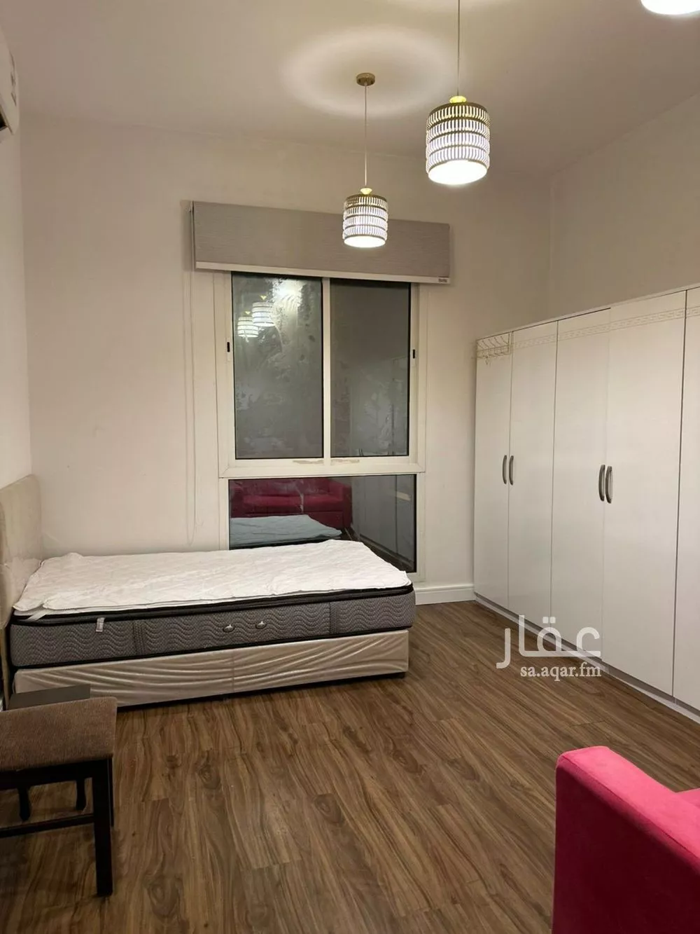 فيلا 4 غرف في العارض 3