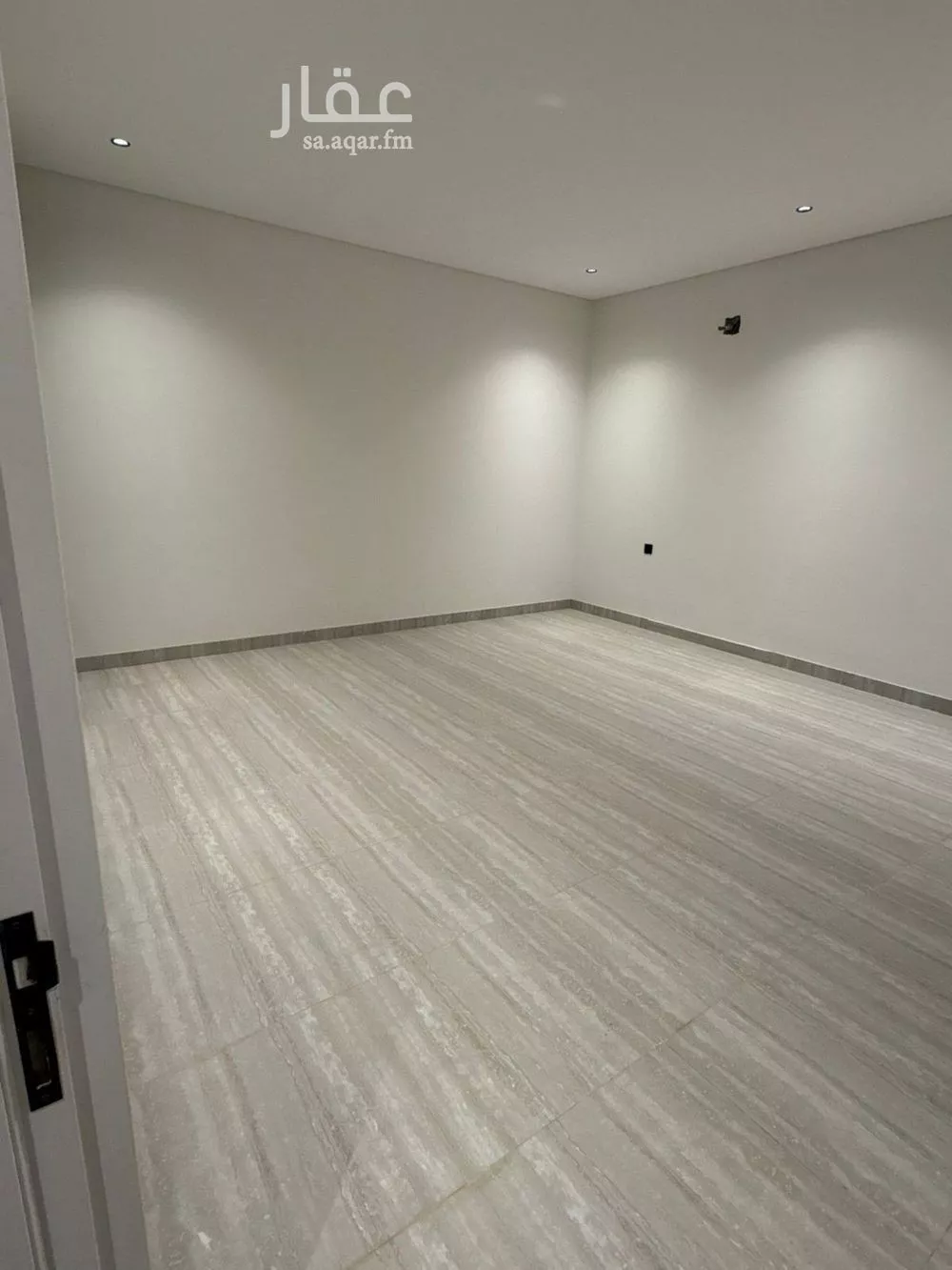 3 bedroom floor in Al Rimal 2