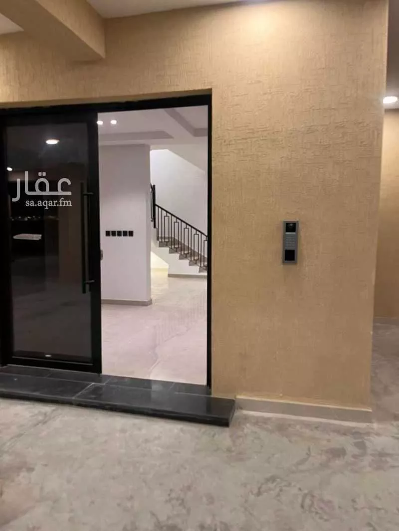 4 bedroom apartment in Al Hamra, Eastern Province 7