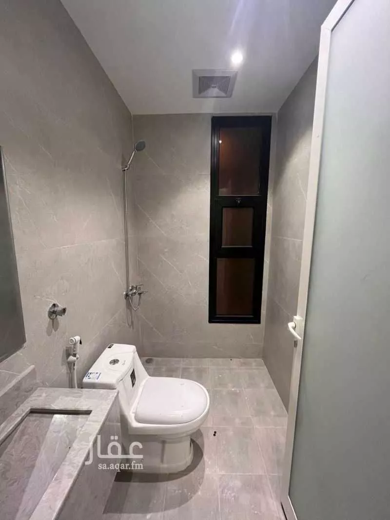 4 bedroom apartment in Al Hamra, Eastern Province 12