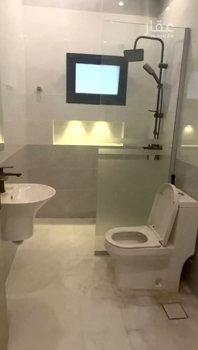 4 bedroom building in Al Marwa, Jeddah 6