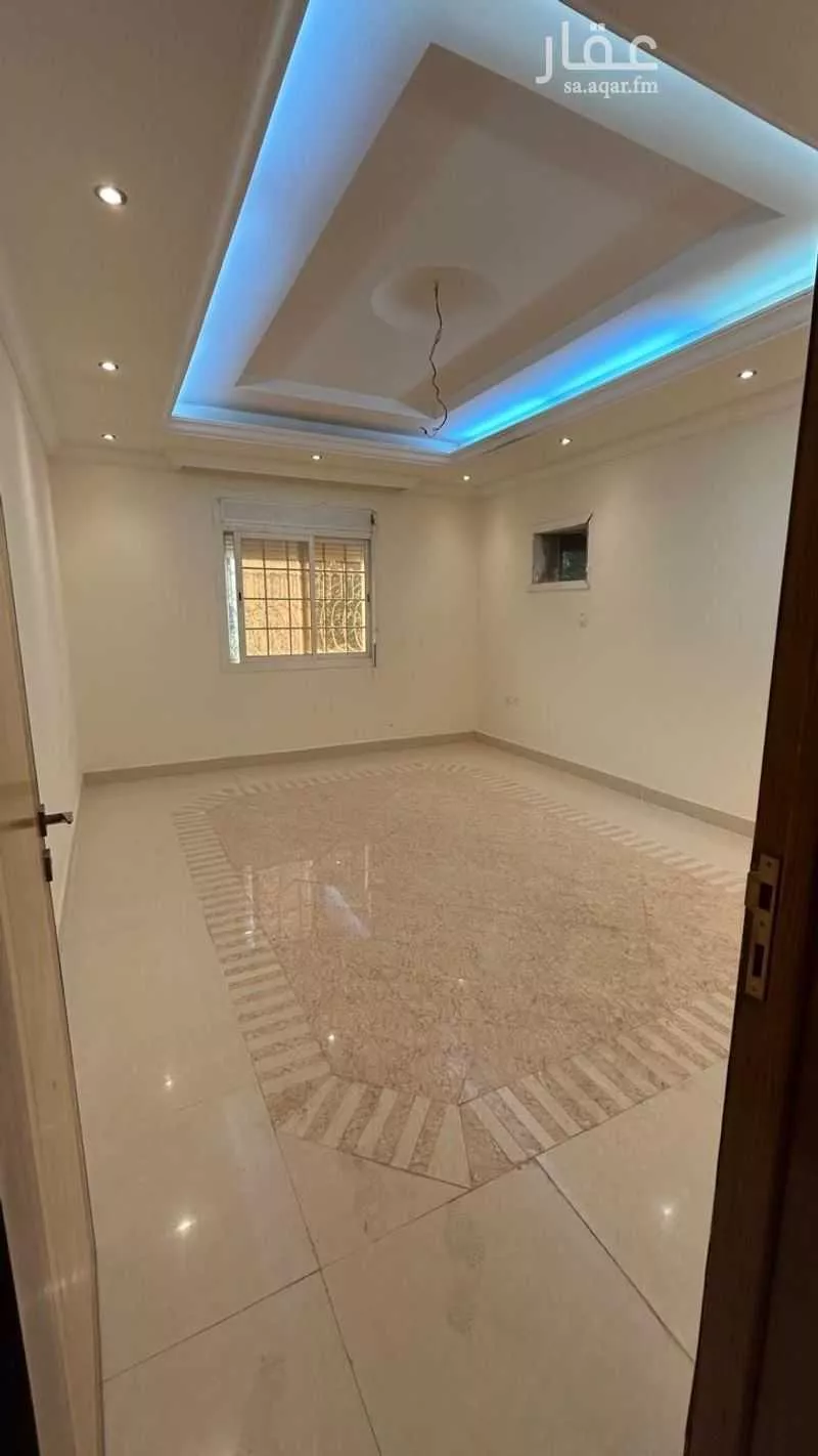 شقة 6 غرف في الواحة 2