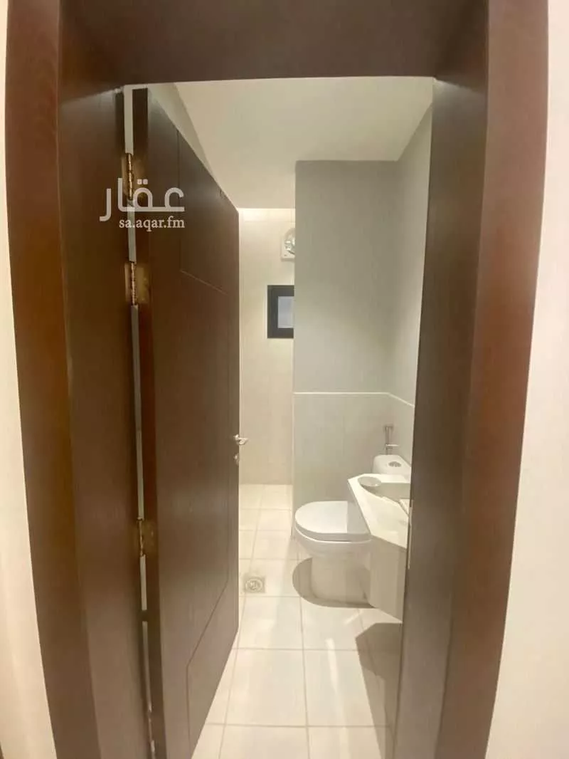 شقة 4 غرف في الواحة 2