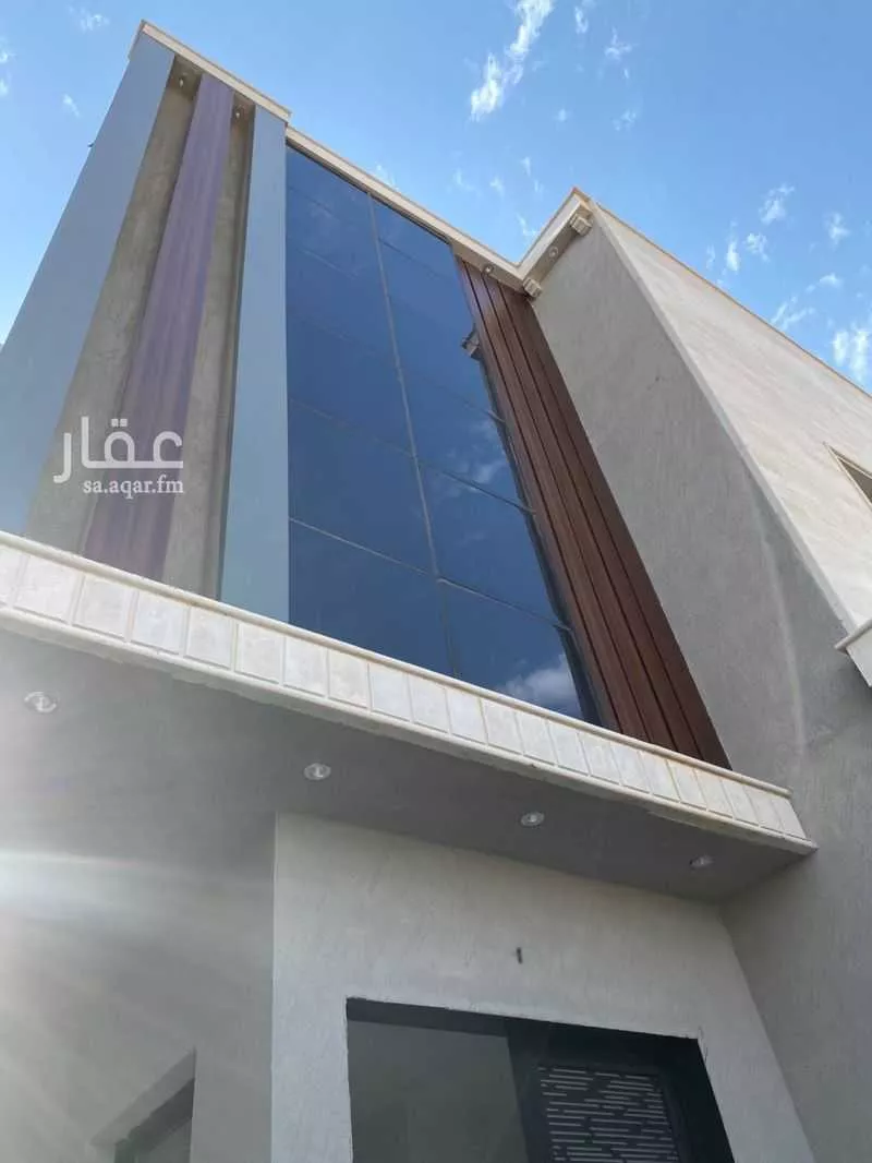 فيلا 8 غرف في الرمال 2