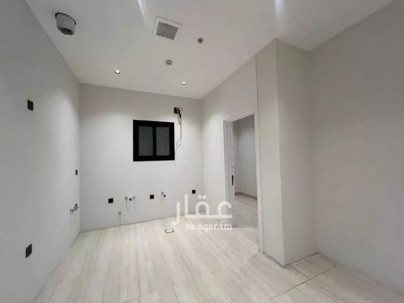 شقة 4 غرف في الرمال 5