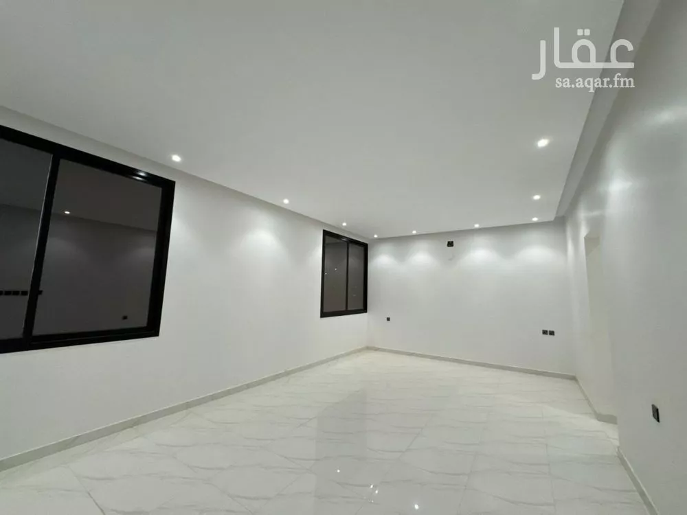 6 bedroom apartment in Al Rimal 1
