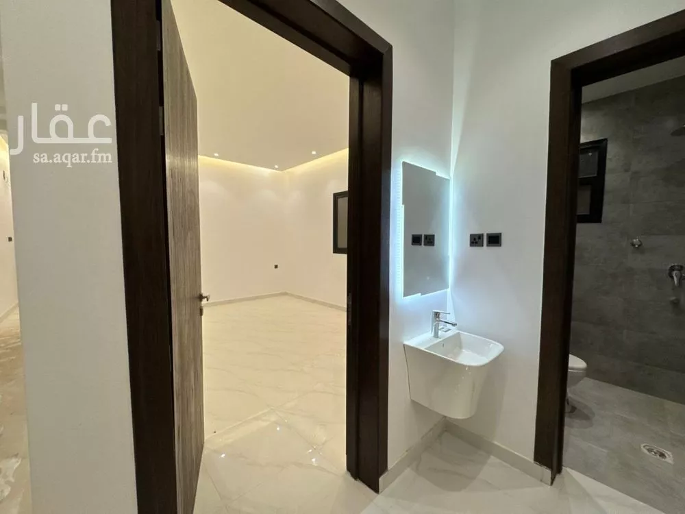 6 bedroom apartment in Al Rimal 3