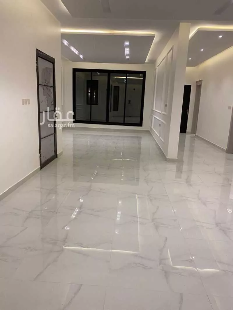 فيلا 8 غرف في الرمال 3