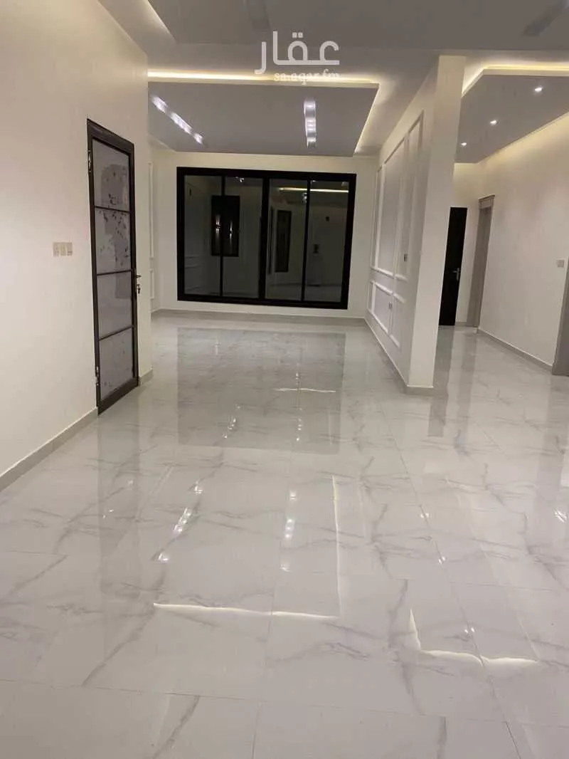 فيلا 8 غرف في الرمال 1