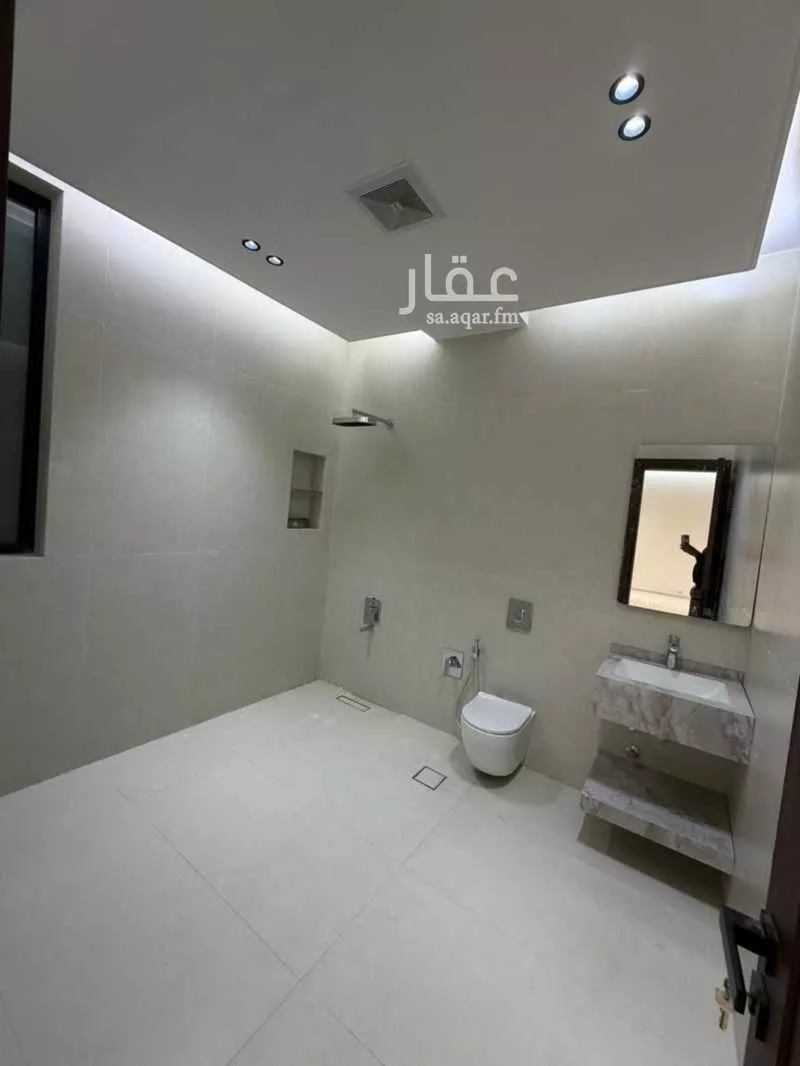 فيلا 5 غرف في الرمال 2