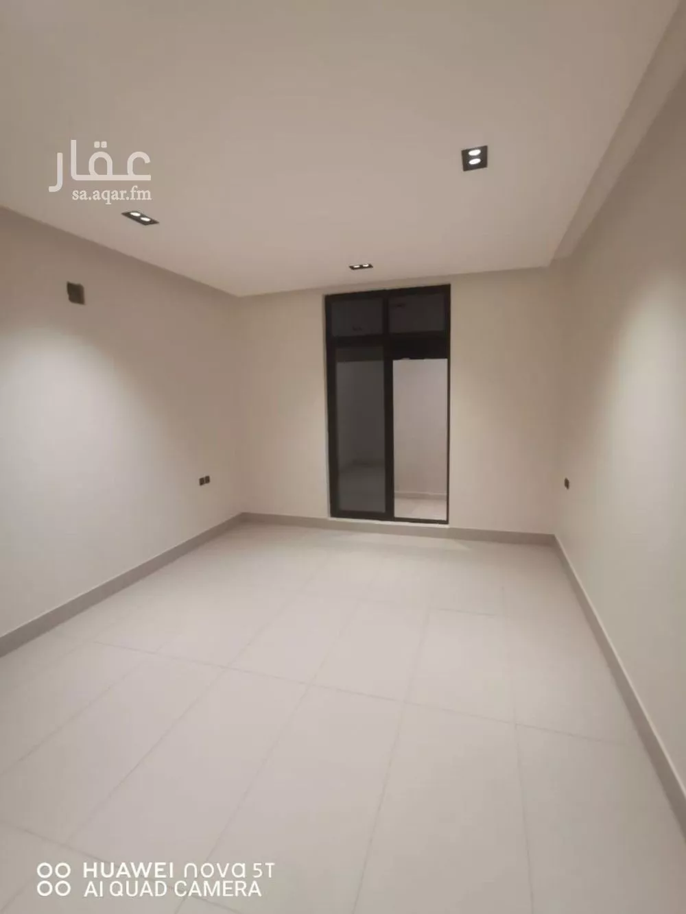 3 bedroom floor in Al Khaleej 2