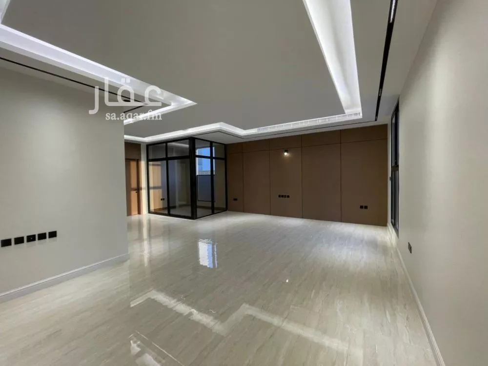 5 bedroom villa in Al Aqiq, Riyadh 9