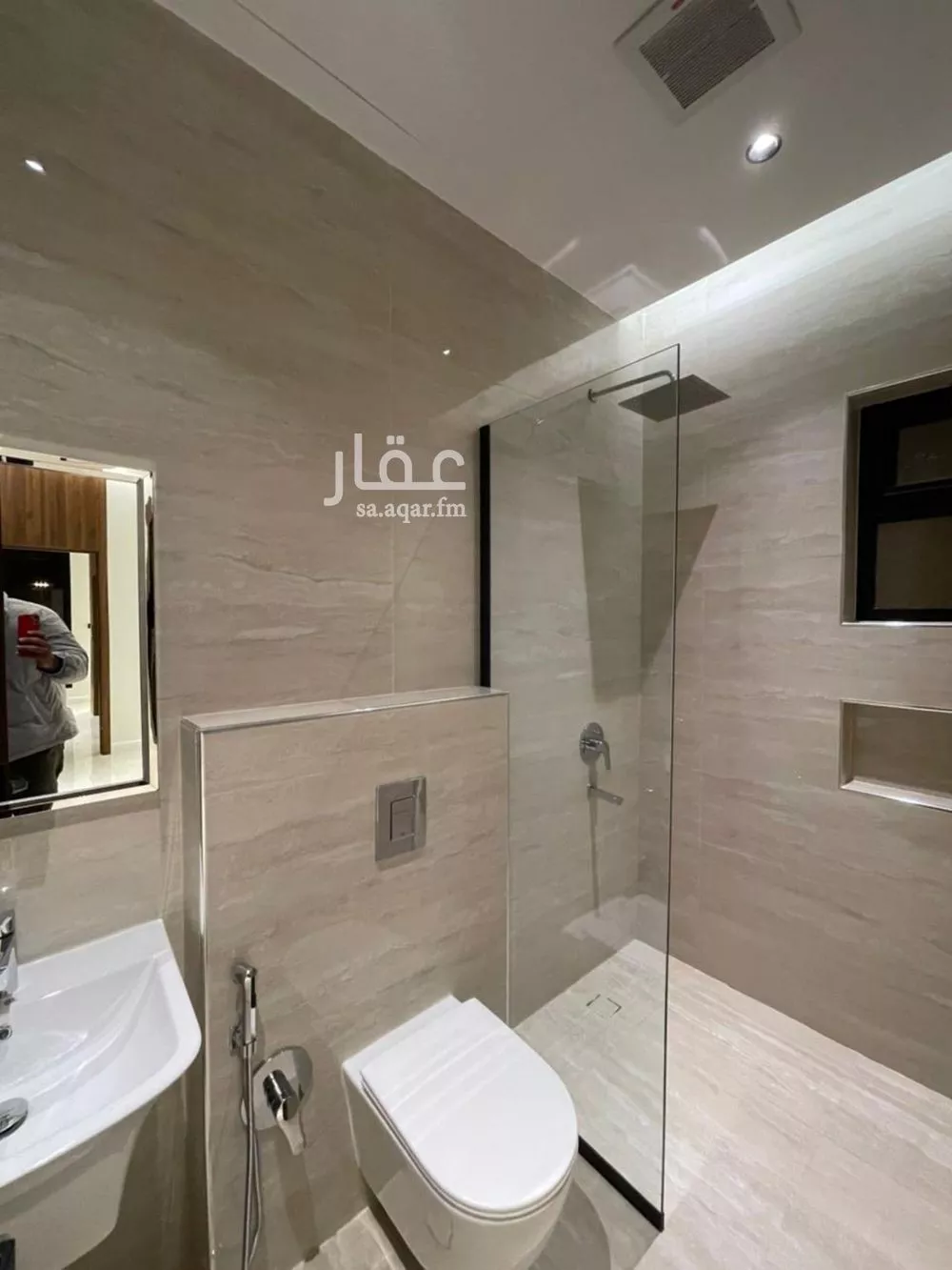 فيلا 5 غرف في النرجس 5