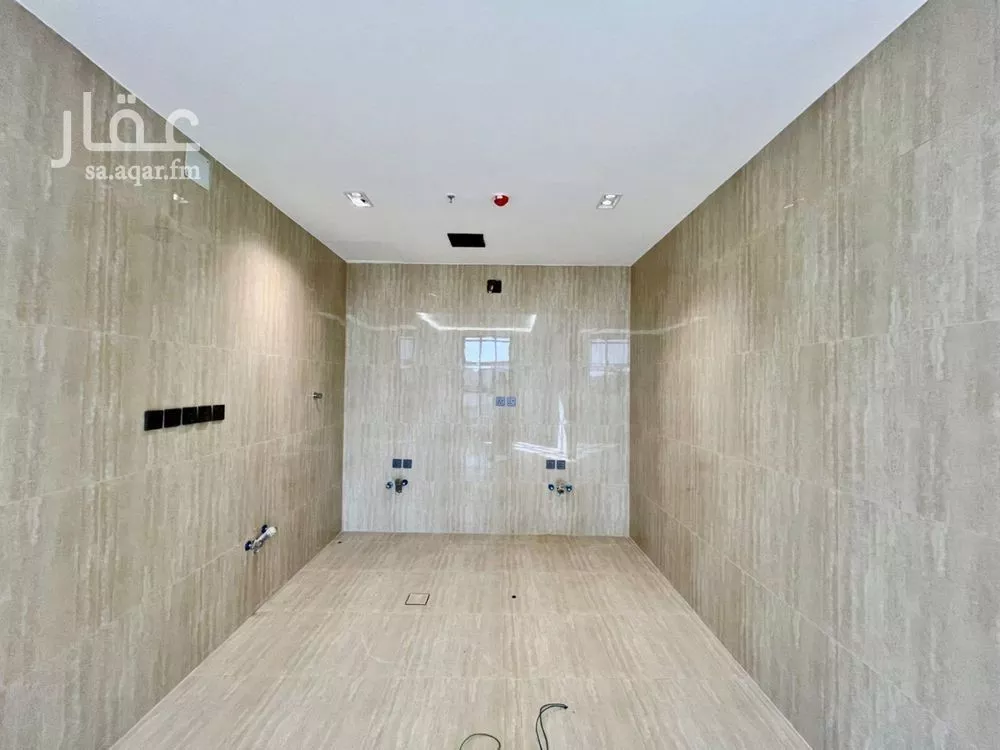 شقة 4 غرف في المهدية 5