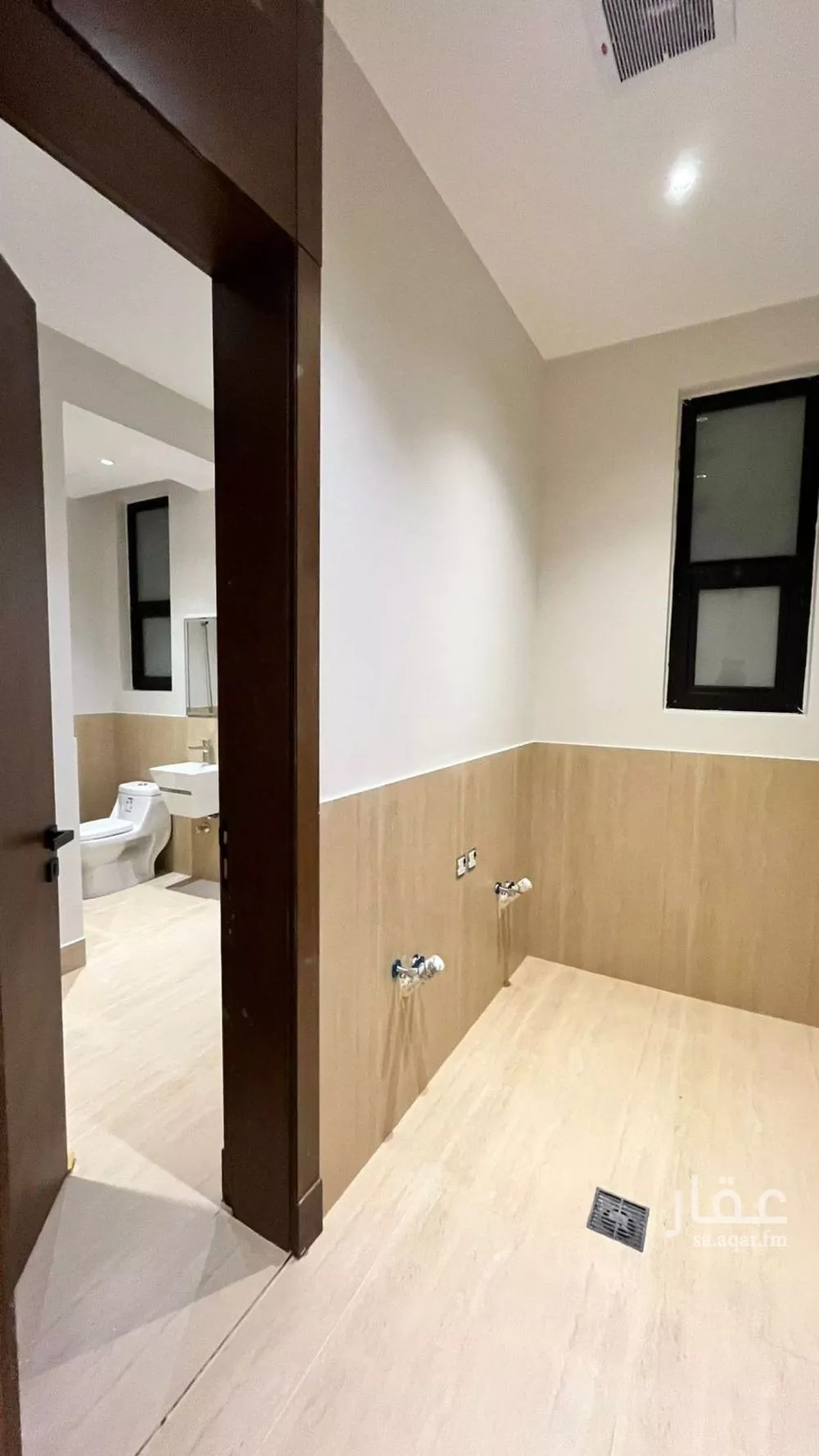 فيلا 6 غرف في المهدية 5