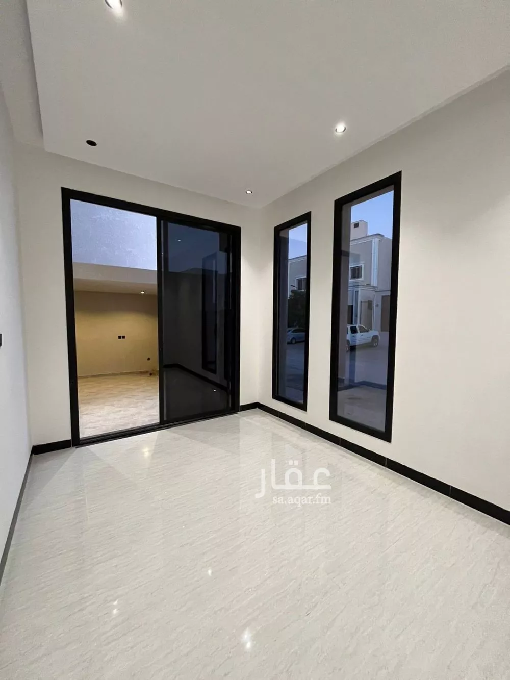 فيلا 4 غرف في المهدية 5