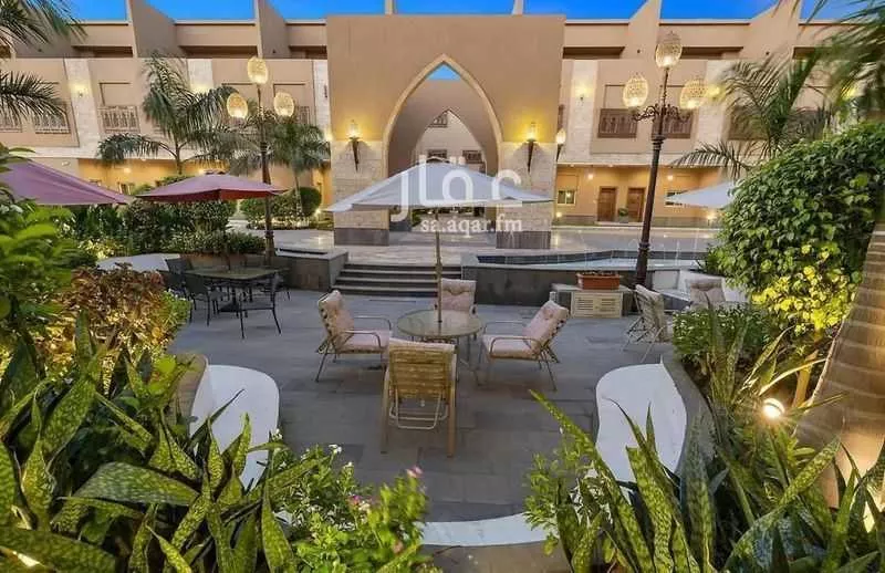 4 bedroom villa in Jeddah 19