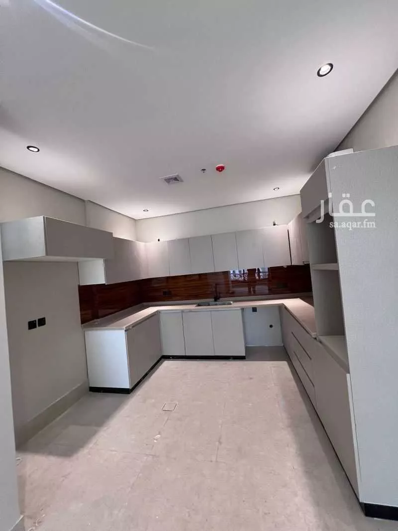 5 bedroom apartment in Dahiat King Fahd, Eastern Province 5