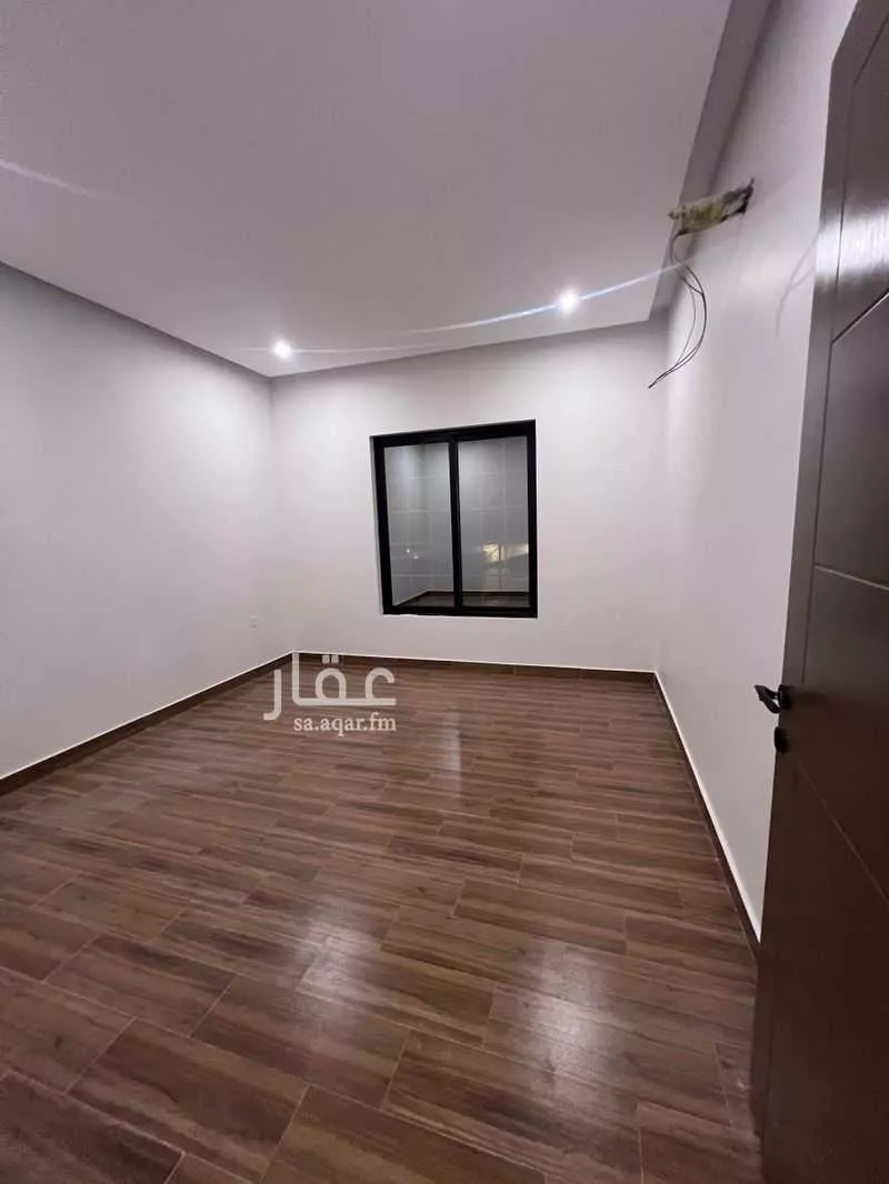 5 bedroom apartment in Ash Shulah, Eastern Province 7