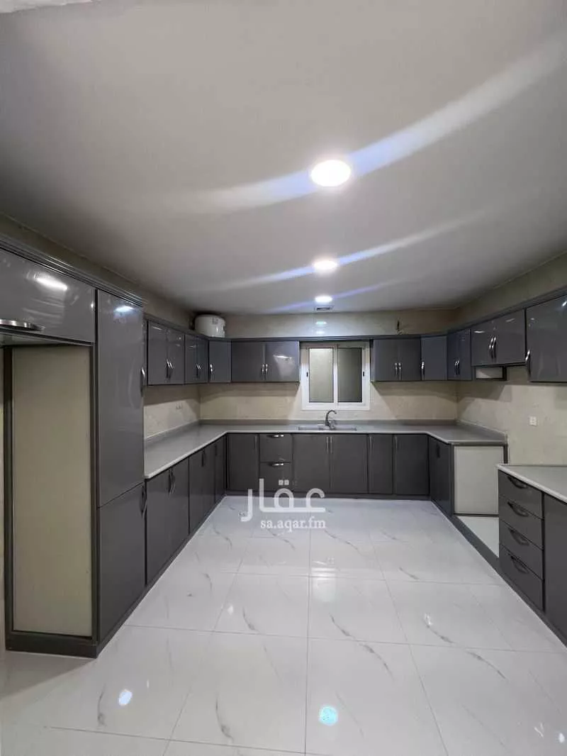 5 bedroom apartment in Hajar, Eastern Province 4