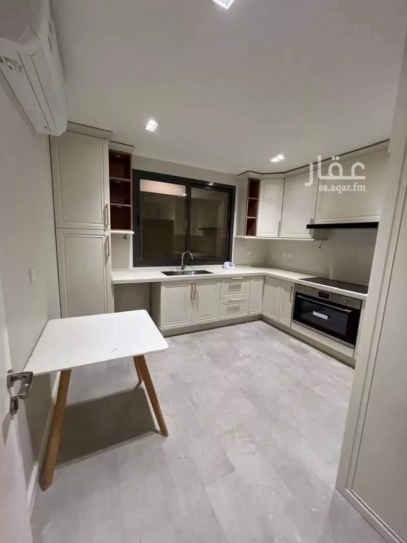 6 bedroom villa in Ash Sharq 4