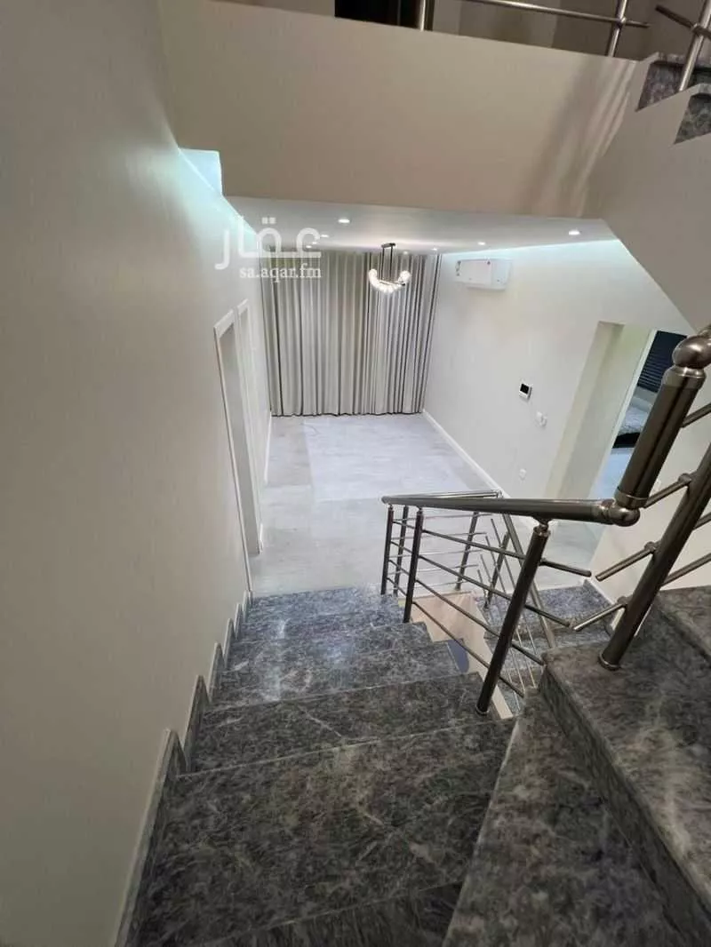 6 bedroom villa in Ash Sharq, Eastern Province 7