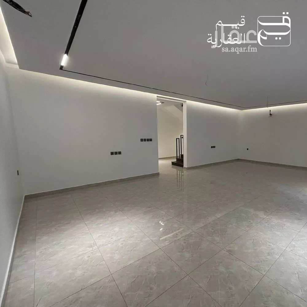 8 bedroom villa in Al Rahmaniyyah 4