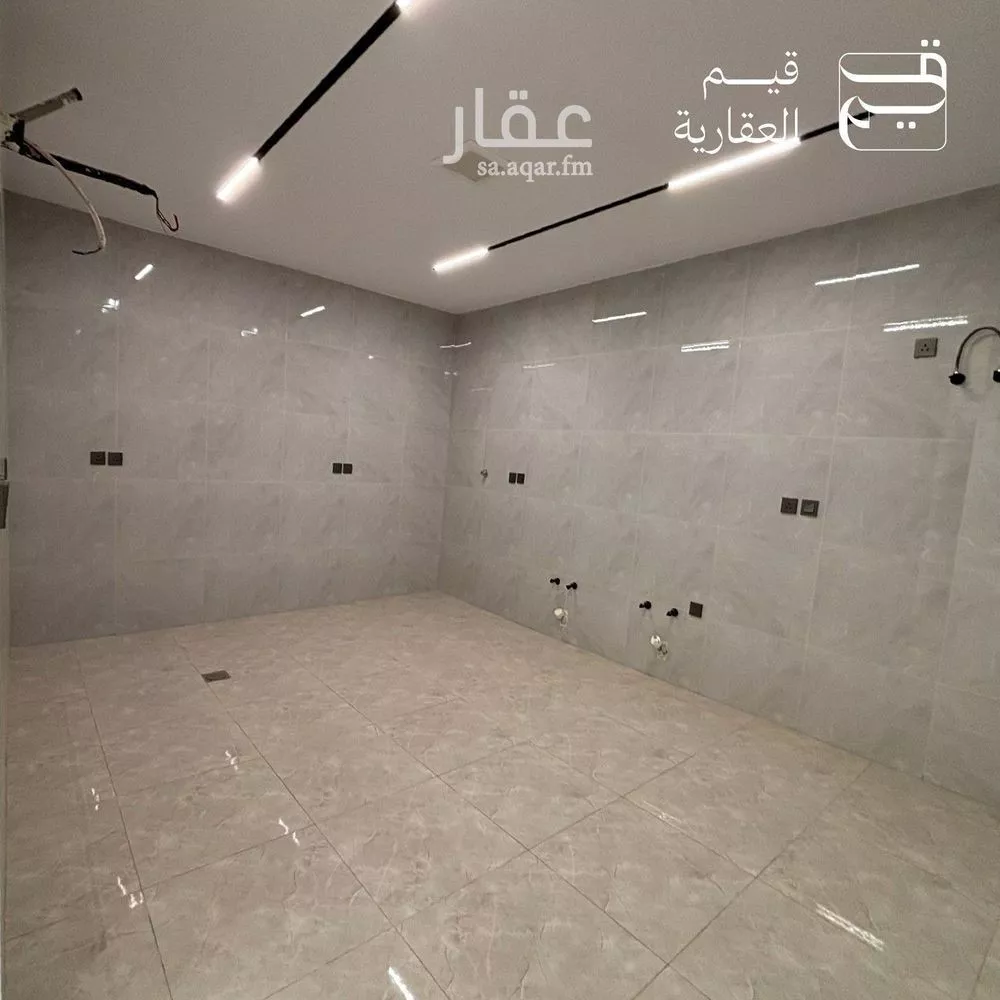 8 bedroom villa in Al Rahmaniyyah 5