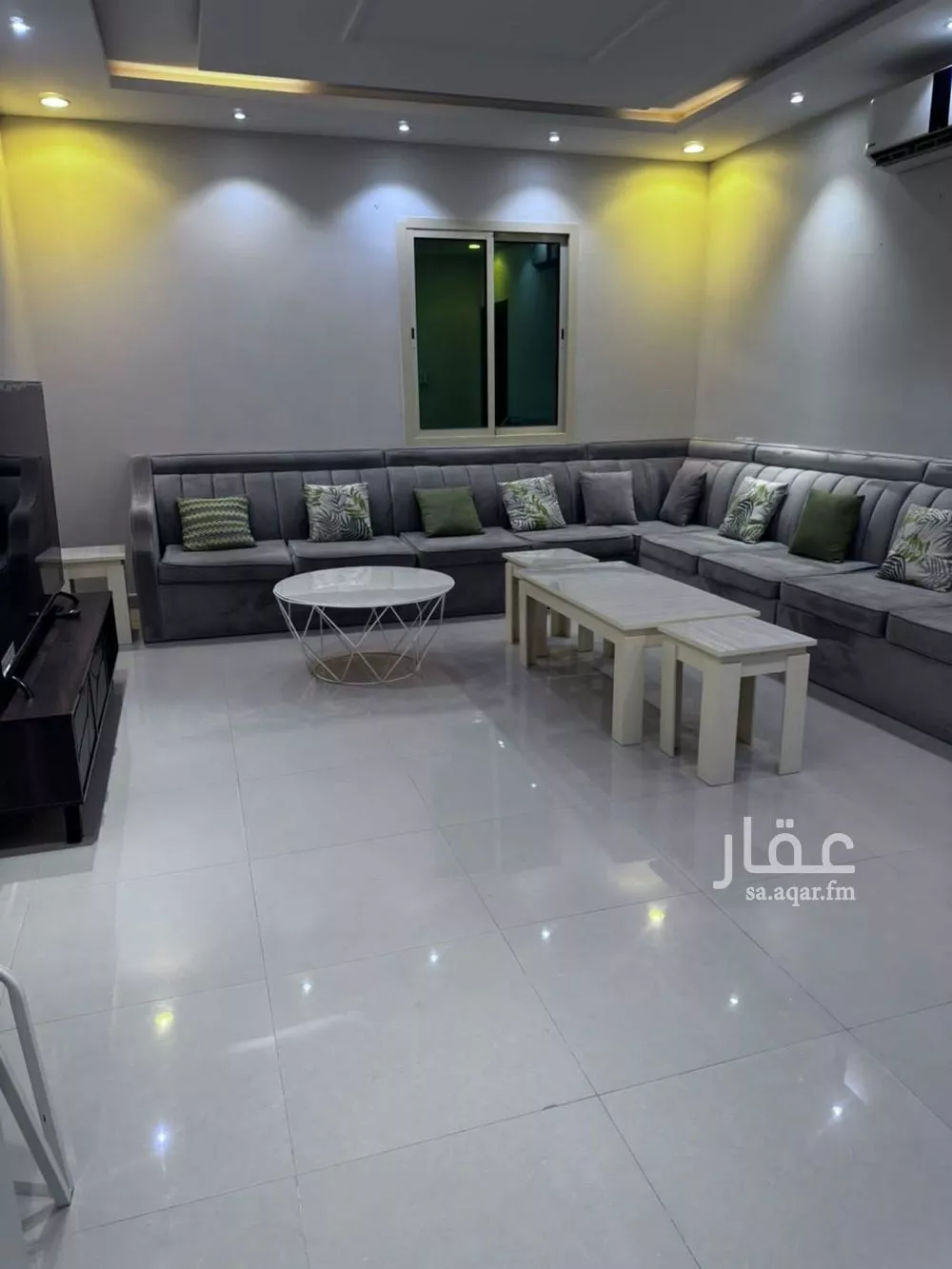 شقة 3 غرف في الملقا 3