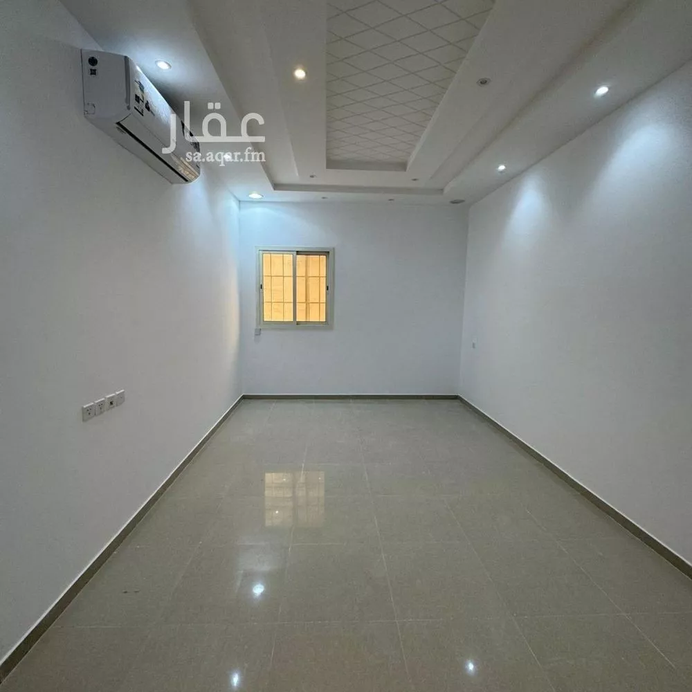 3 bedroom floor in Al Yasmin 2