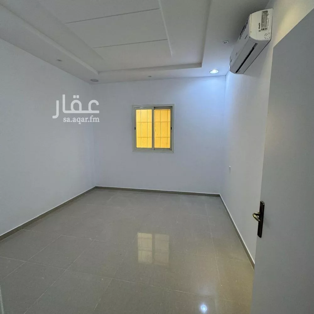 3 bedroom floor in Al Yasmin 3
