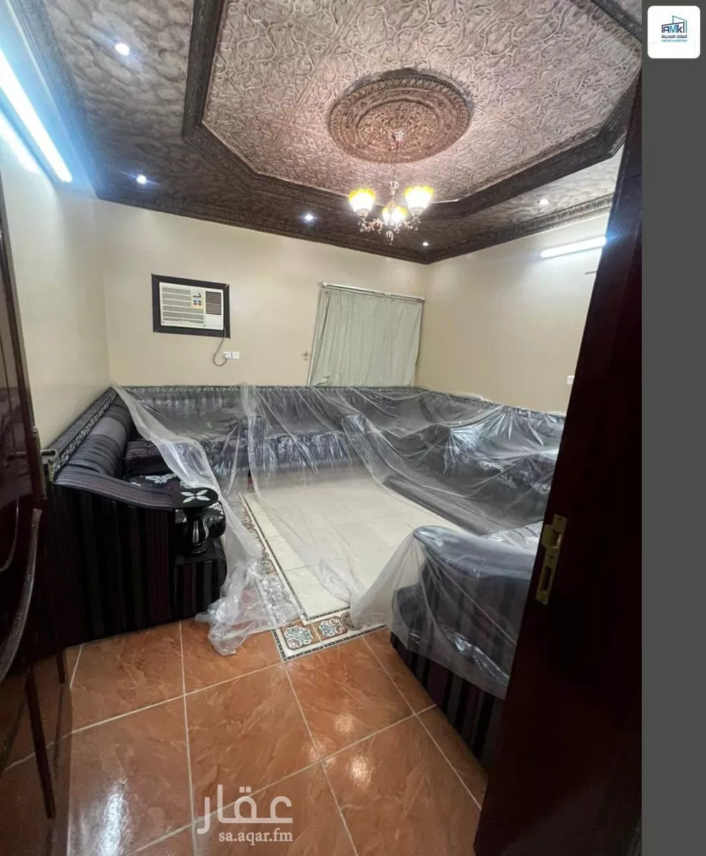 750 sqm building in Al Difa 5