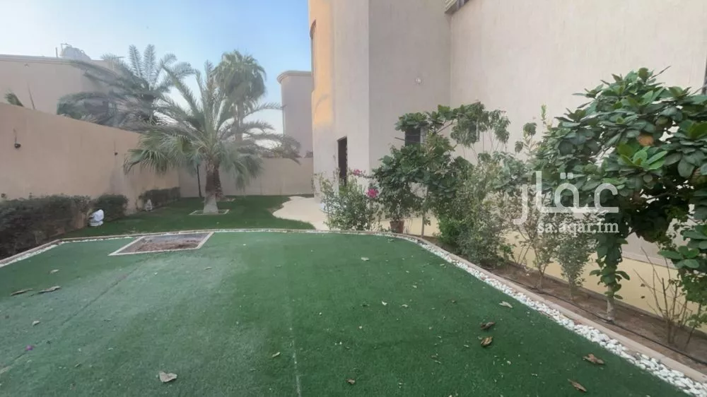 فيلا 5 غرف في الوادي 3