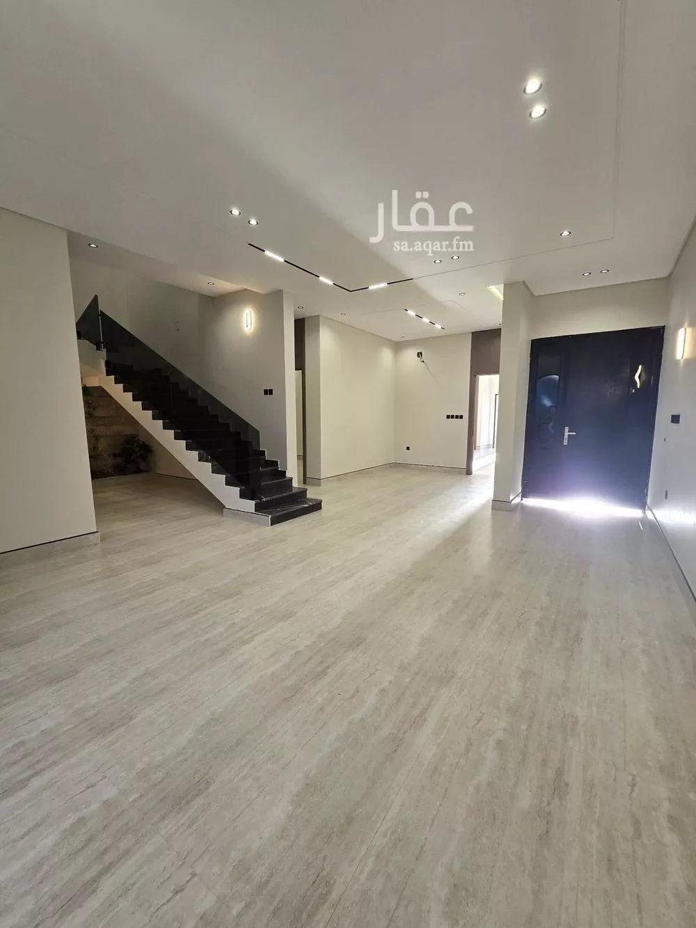 6 bedroom villa in Dhahrat Al Badiah, Riyadh 15