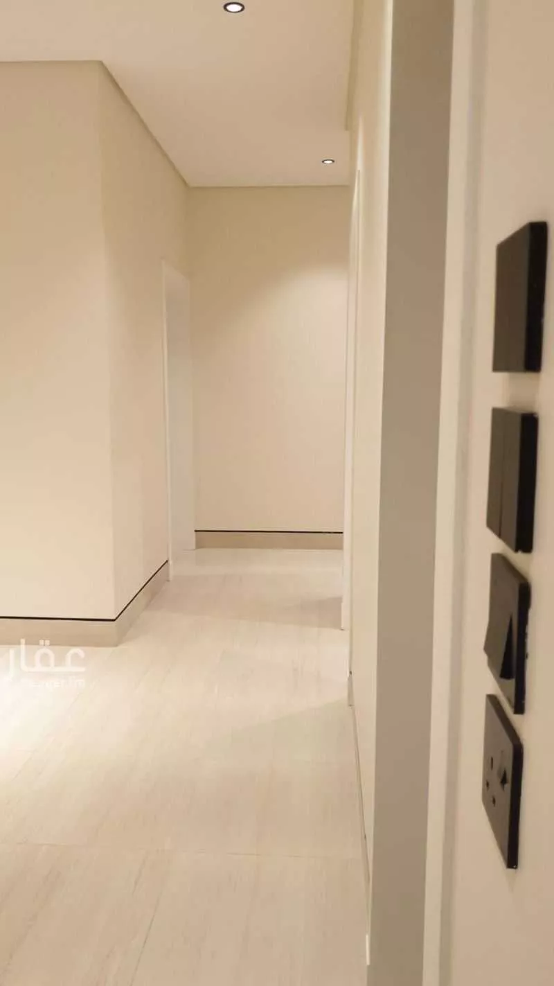 عمارة 840 م² في النهضة 4