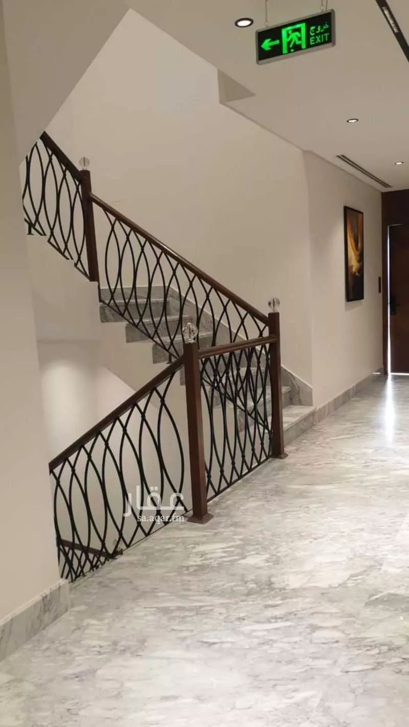 عمارة 840 م² في النهضة 4