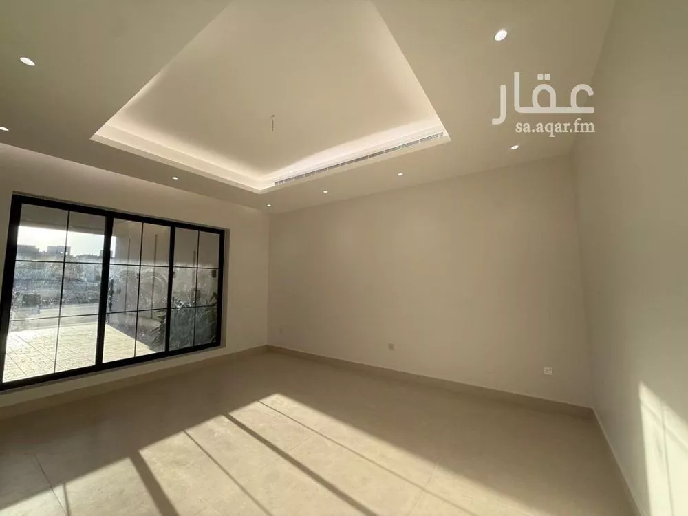 5 bedroom villa in Al Mahdiyyah 4