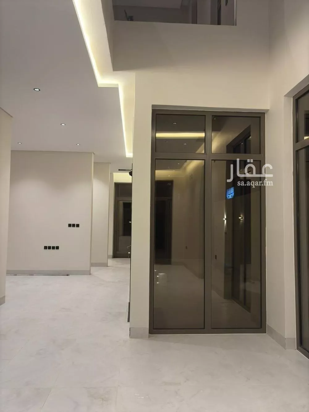 فيلا 6 غرف في المهدية 5