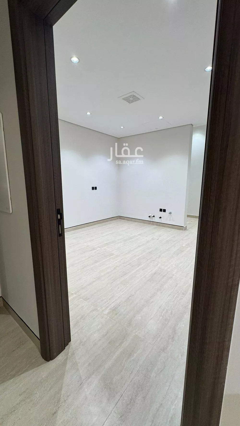 فيلا 6 غرف في المهدية 5