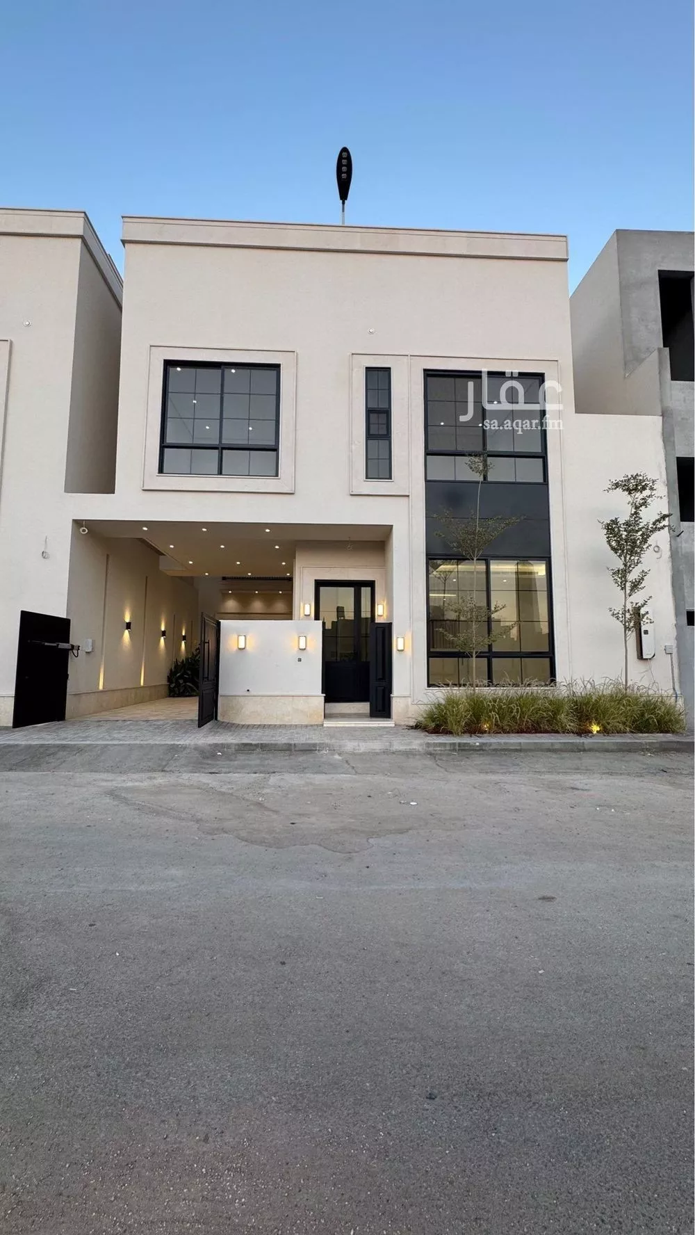 5 bedroom villa in Al Mahdiyyah 1