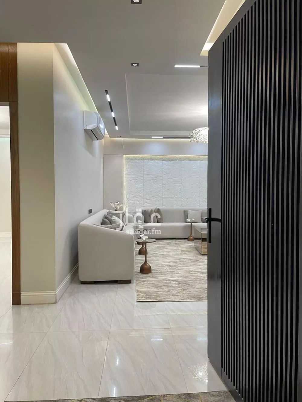 5 bedroom villa in Al Mahdiyyah 4