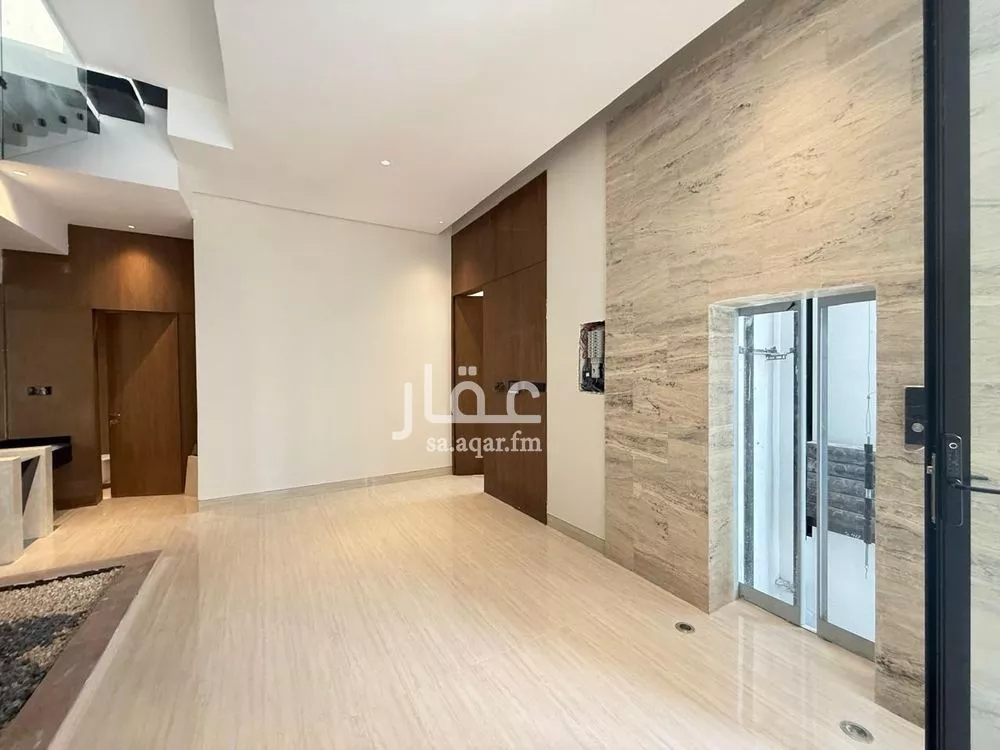 6 bedroom villa in Al Mahdiyyah 4