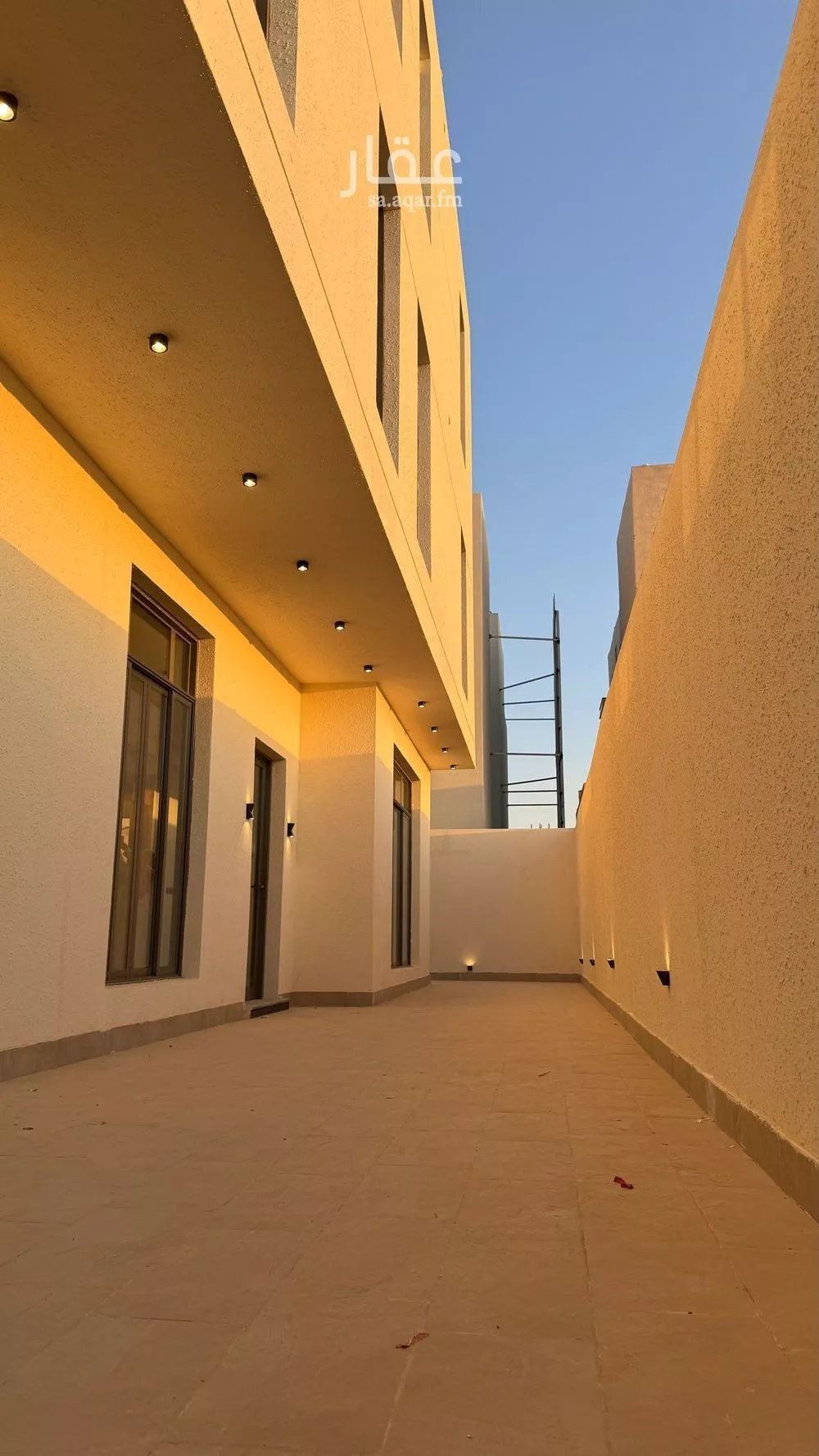 فيلا 6 غرف في المهدية 5