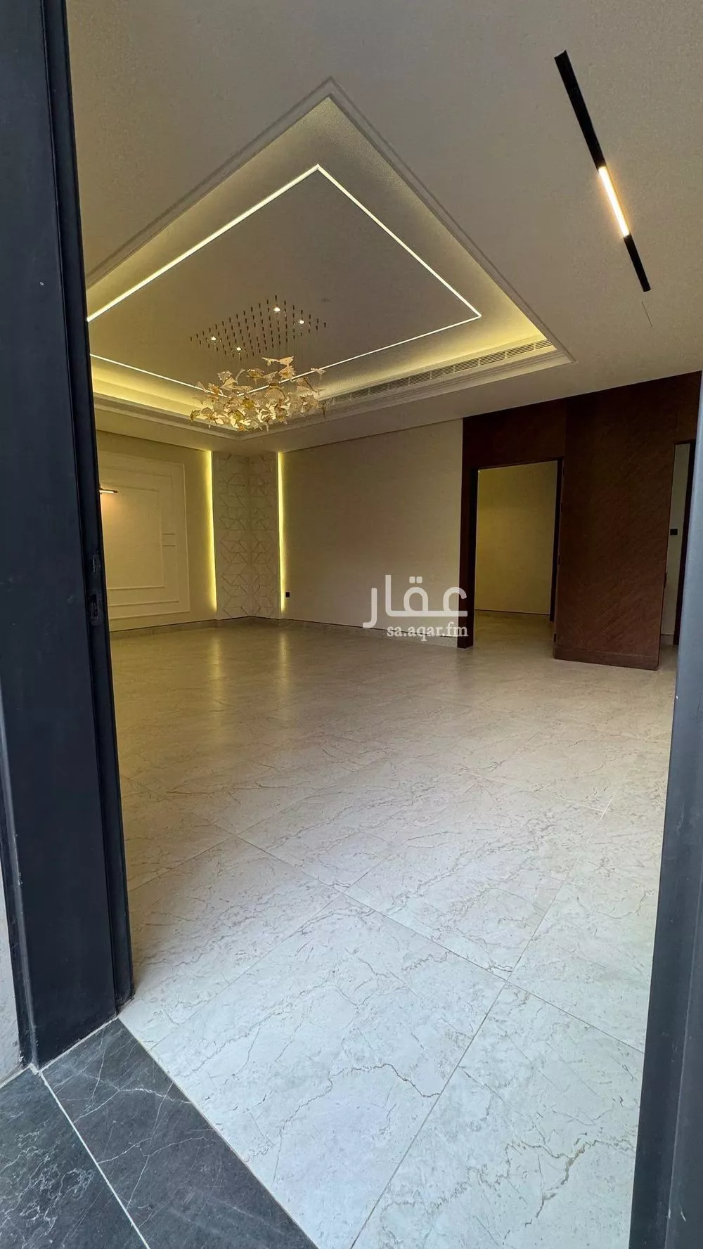5 bedroom villa in Al Mahdiyyah 2