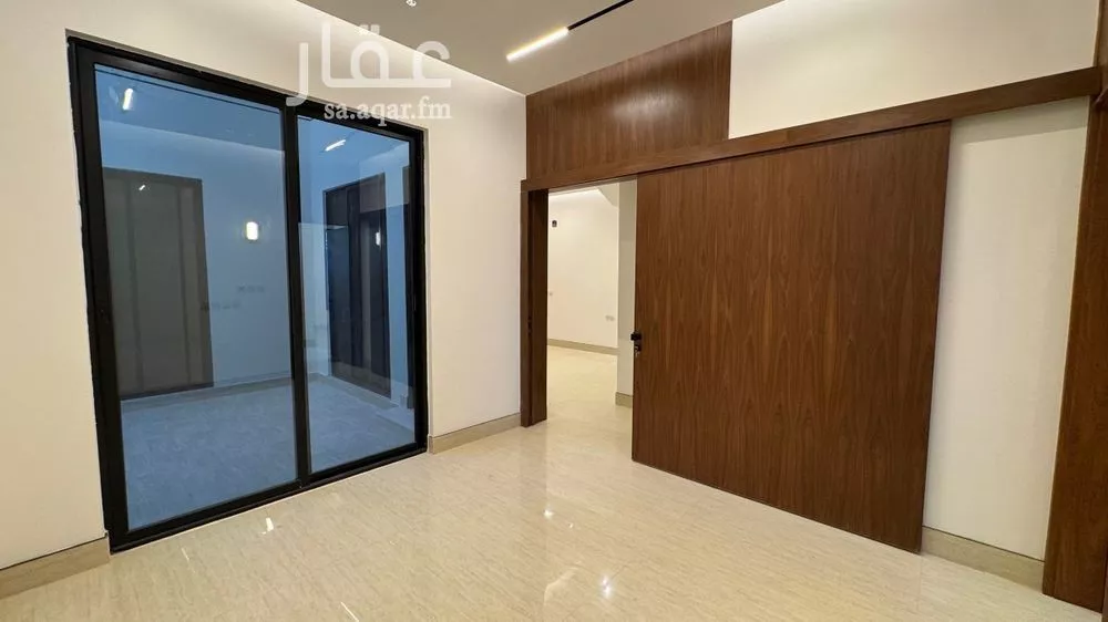 6 bedroom villa in Al Mahdiyyah 4