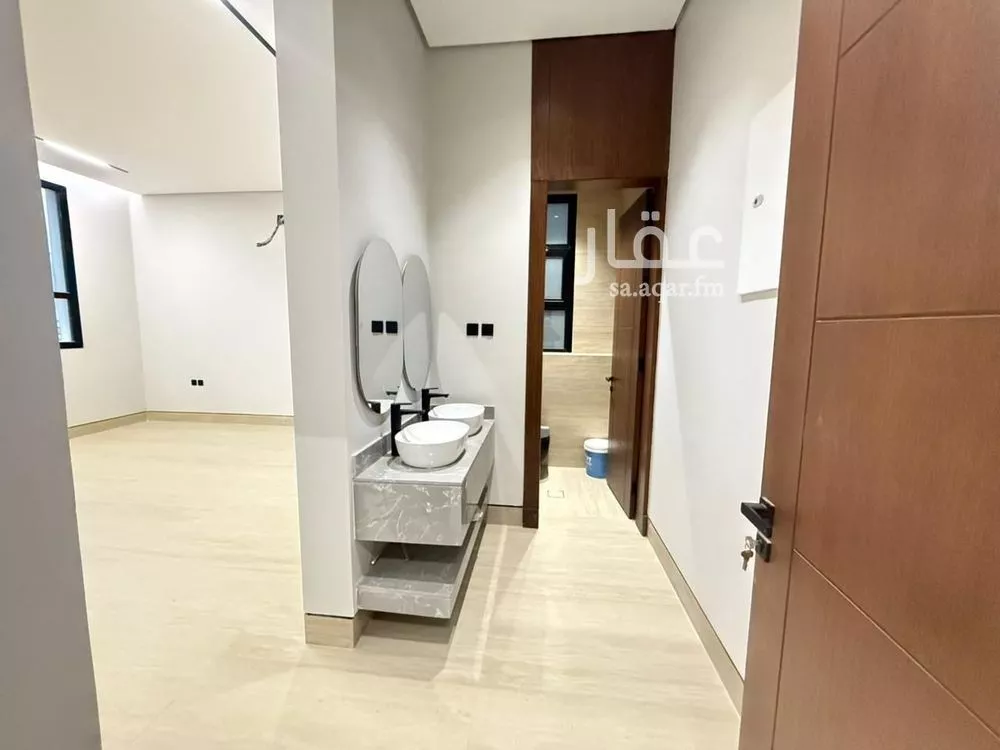 فيلا 5 غرف في المهدية 5