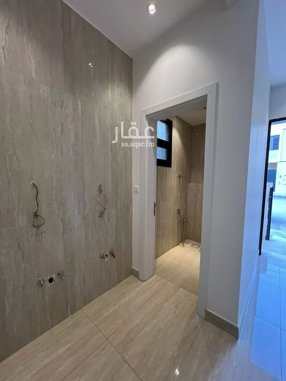 5 bedroom villa in Al Mahdiyyah 4